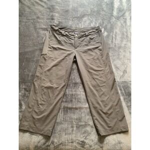 Patagonia Women's Pants Happy Hike Capris Size 8 Gray Cropped Zip Pockets Logo